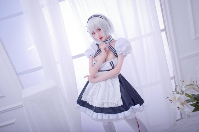 coser@Shika小鹿鹿在游戏《碧蓝航线》化身迷人的“女仆”天狼星 coser@Shika小鹿鹿在游戏《碧蓝航线》化身迷人的“女仆”天狼星