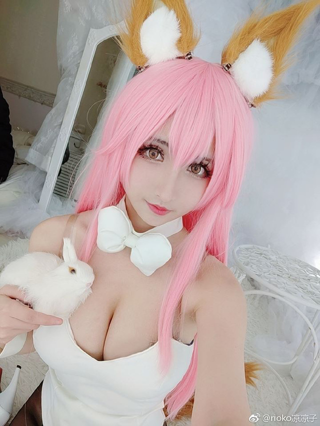 命运/冠位指定cosplay:rioko凉凉子的“兔女郎版”紫式部让人惊艳 命运/冠位指定cosplay:rioko凉凉子的“兔女郎版”紫式部让人惊艳