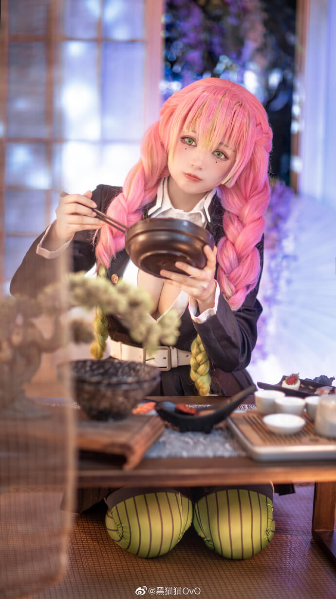 coser黑猫猫OvO化身《鬼灭之刃》甘露寺蜜璃,展现可爱恋柱的魅力 coser黑猫猫OvO化身《鬼灭之刃》甘露寺蜜璃,展现可爱恋柱的魅力