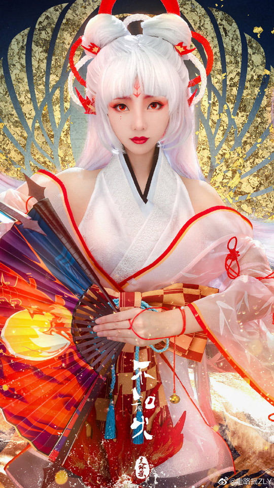 coser走路摇ZLY化身不知火,演绎阴阳师性感歌姬的妩媚风韵 coser走路摇ZLY化身不知火,演绎阴阳师性感歌姬的妩媚风韵