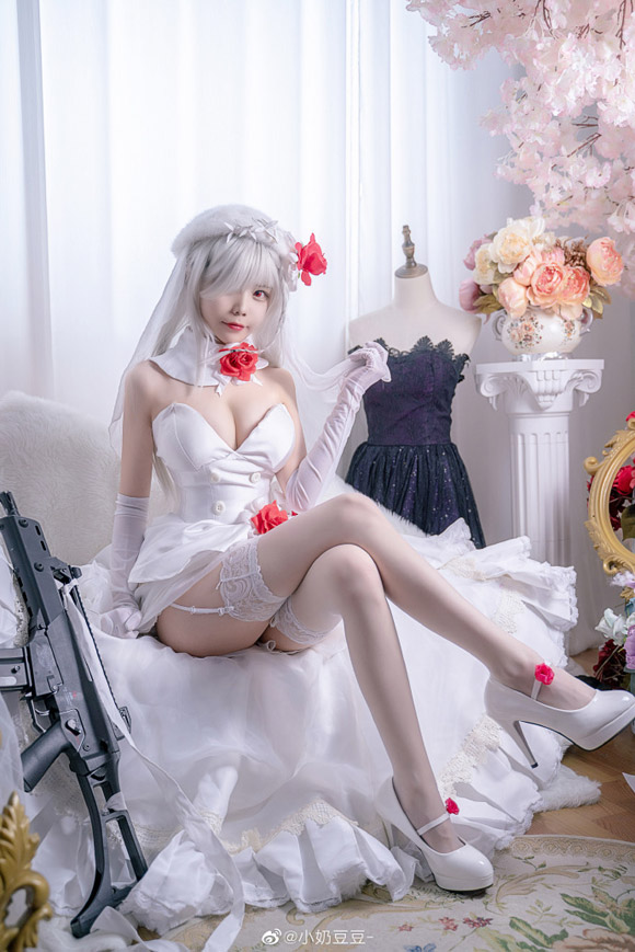 白色情人节浪漫进行时:coser小奶豆豆化身G36C“迈出步伐的你” 白色情人节浪漫进行时:coser小奶豆豆化身G36C“迈出步伐的你”
