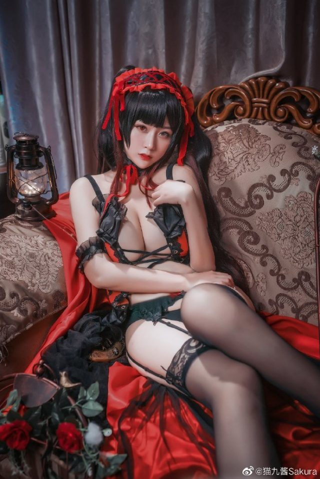 猫九酱Sakura cos《约会大作战》时崎狂三，性感与魅力的完美演绎