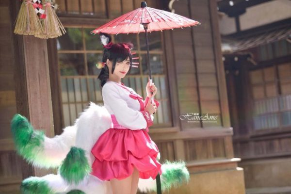 雨波_HaneAme cos《英雄联盟》阿狸，独特诠释九尾妖狐的魅力