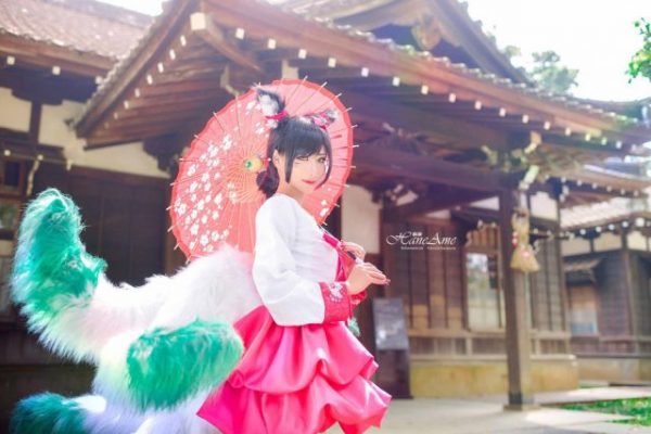 雨波_HaneAme cos《英雄联盟》阿狸，独特诠释九尾妖狐的魅力