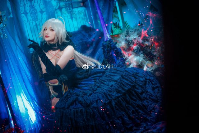 仙九Airi cos《Fate/Grand Order》贞德,绽放贞德的优雅与魅力 仙九Airi cos《Fate/Grand Order》贞德,绽放贞德的优雅与魅力