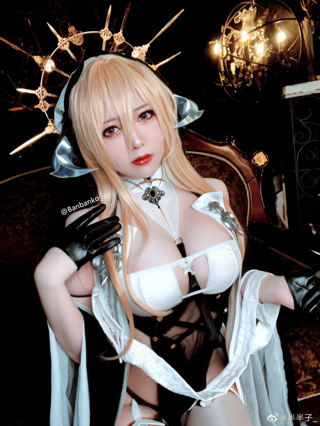 半半子cos《碧蓝航线》怨仇，在现实中惊艳亮相