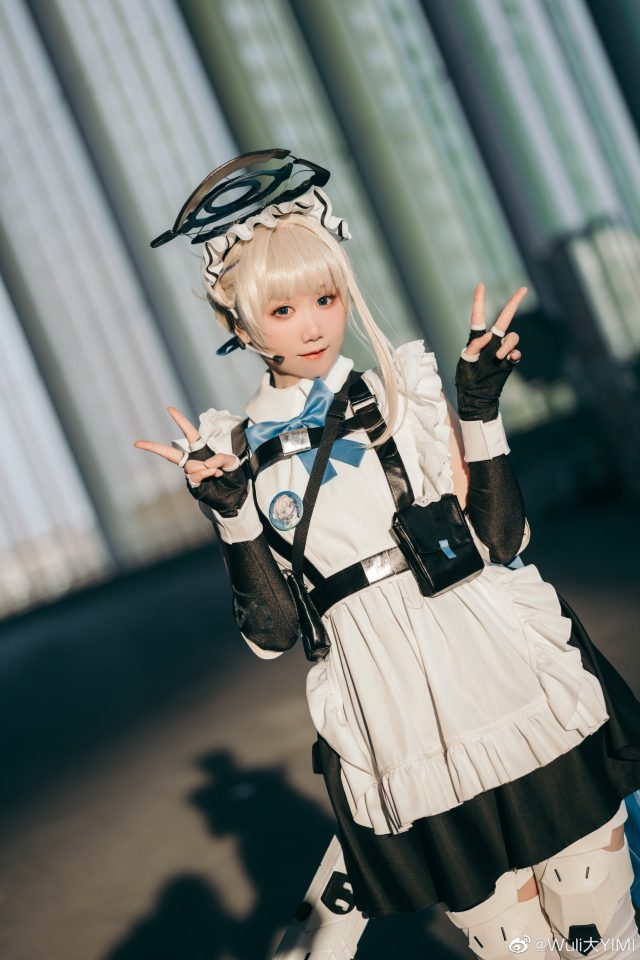 Wuli大YIMI cos《蔚蓝档案》飞鸟马时,娇柔可爱亮相"COMICUP 29"