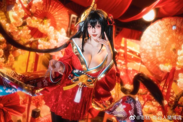 [碧蓝航线]枣糕-吃谷人黛博魂cos大凤，展现性感的病态美