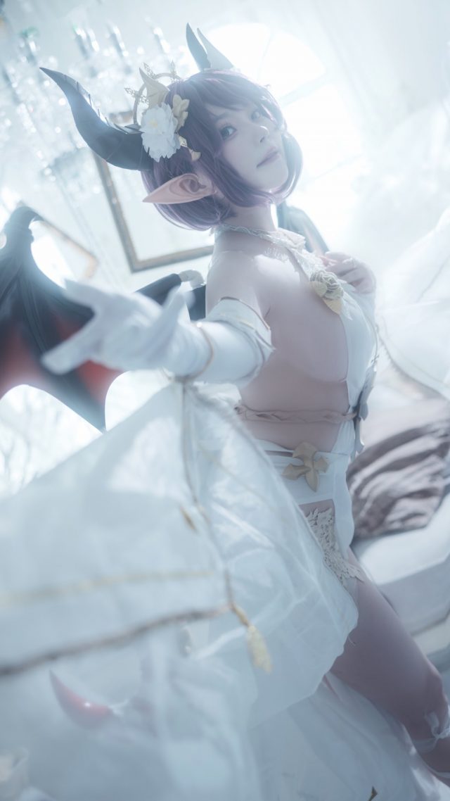 盒原纯壹cos《碧蓝幻想》古蕾娅,焕发“龙姬”的绝色魅力 盒原纯壹cos《碧蓝幻想》古蕾娅,焕发“龙姬”的绝色魅力