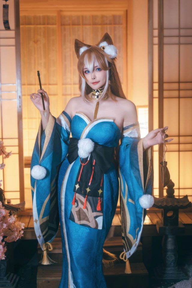 Dakki伊cos《原神》希娜，探秘性感迷人的希娜小姐