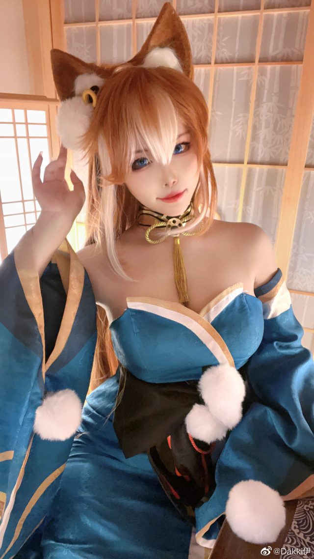 Dakki伊cos《原神》希娜，探秘性感迷人的希娜小姐