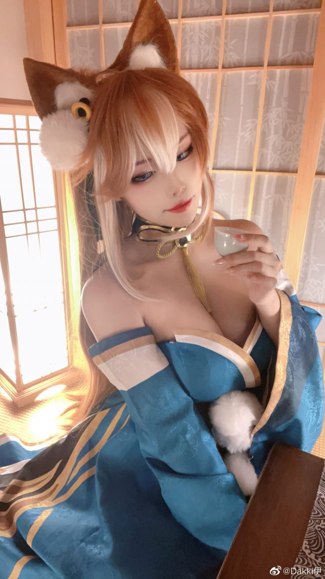 Dakki伊cos《原神》希娜，探秘性感迷人的希娜小姐