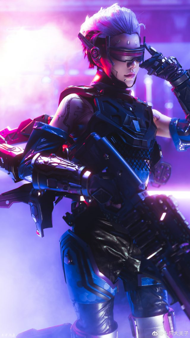 一只大关子cos《APEX英雄》瓦尔基里,翱翔未来天际的复仇者 一只大关子cos《APEX英雄》瓦尔基里,翱翔未来天际的复仇者