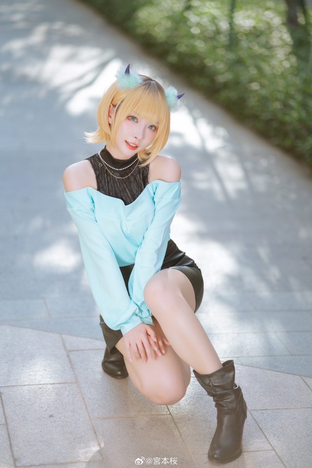 宮本桜cos《我推的孩子》MEM啾，展现偶像的迷人魅力！