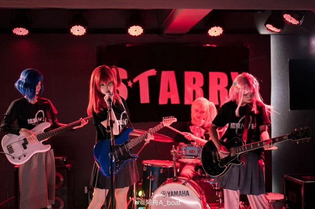 《孤独摇滚!》- 来自中国coser的“Kessoku乐队”中的可爱COSPLAY! 《孤独摇滚!》- 来自中国coser的“Kessoku乐队”中的可爱COSPLAY!