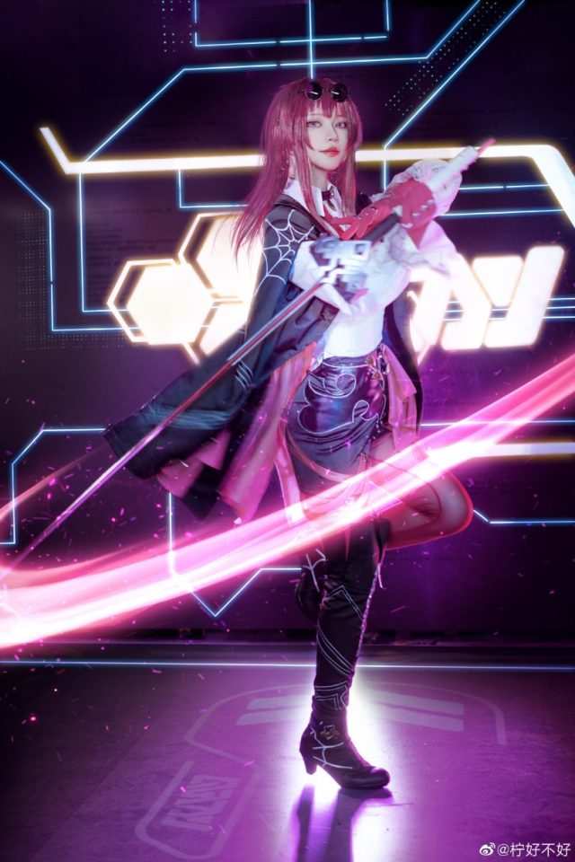 [崩坏：星穹铁道]柠好不好cos卡芙卡，漂亮酷帅的杀手丽人惊艳登场