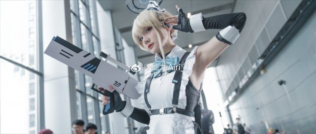 仙九Airi cos《蔚蓝档案》飞鸟马时,再现美少女战士的酷帅魅力 仙九Airi cos《蔚蓝档案》飞鸟马时,再现美少女战士的酷帅魅力