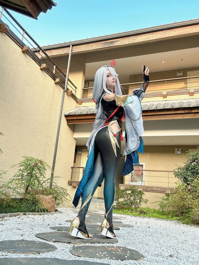 原神COS:rioko凉凉子的申鹤cosplay,再现美若仙境 原神COS:rioko凉凉子的申鹤cosplay,再现美若仙境