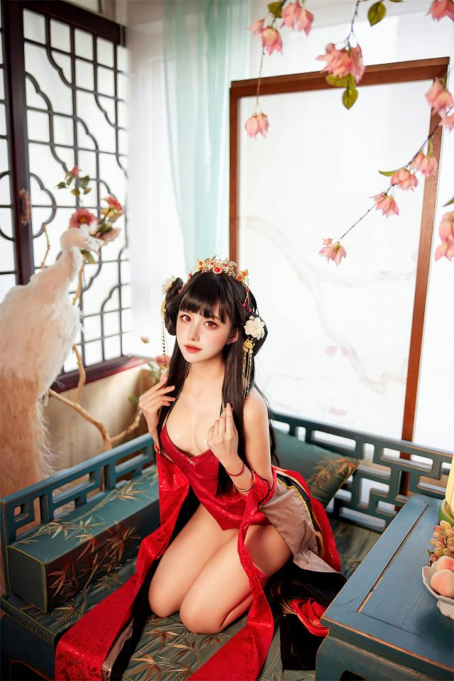 从《碧蓝航线》到现实:Shika小鹿鹿的“逸仙”同人凤冠霞帔之美 从《碧蓝航线》到现实:Shika小鹿鹿的“逸仙”同人凤冠霞帔之美