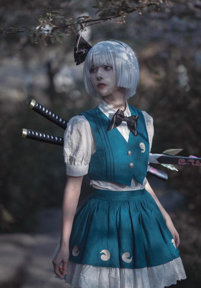 重庆美妹腥味猫罐：不仅容貌出众，而且COSPLAY才华令人惊叹