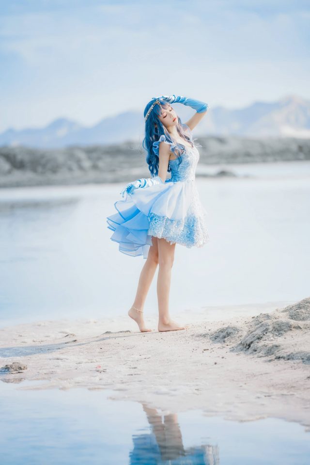 美人鱼之梦：coser桜桃喵带你穿越幻想的大海世界！