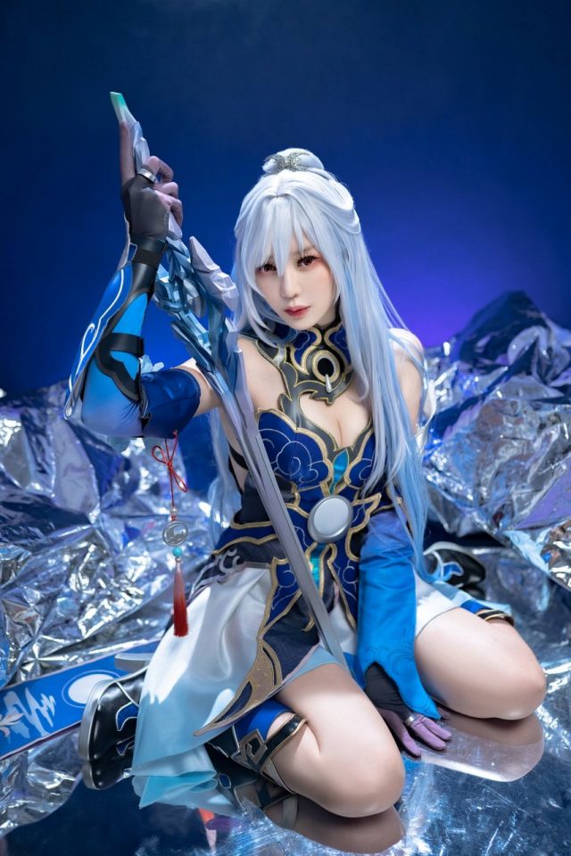 玄子Genko cos《崩坏:星穹铁道》镜流,再现性感酷帅的罗浮剑首 玄子Genko cos《崩坏:星穹铁道》镜流,再现性感酷帅的罗浮剑首