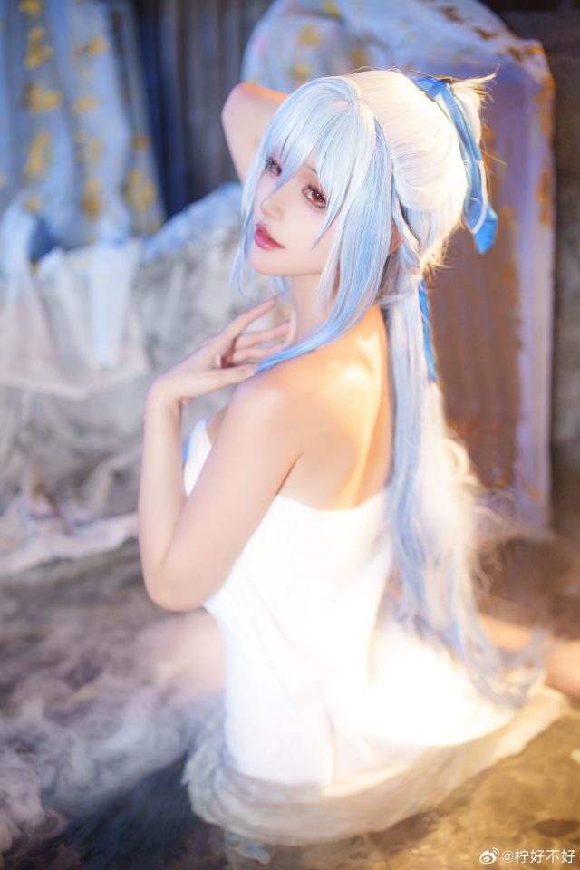 柠好不好化身《星穹铁道》罗浮剑首,展现“浴巾版”镜流的性感魅力 柠好不好化身《星穹铁道》罗浮剑首,展现“浴巾版”镜流的性感魅力