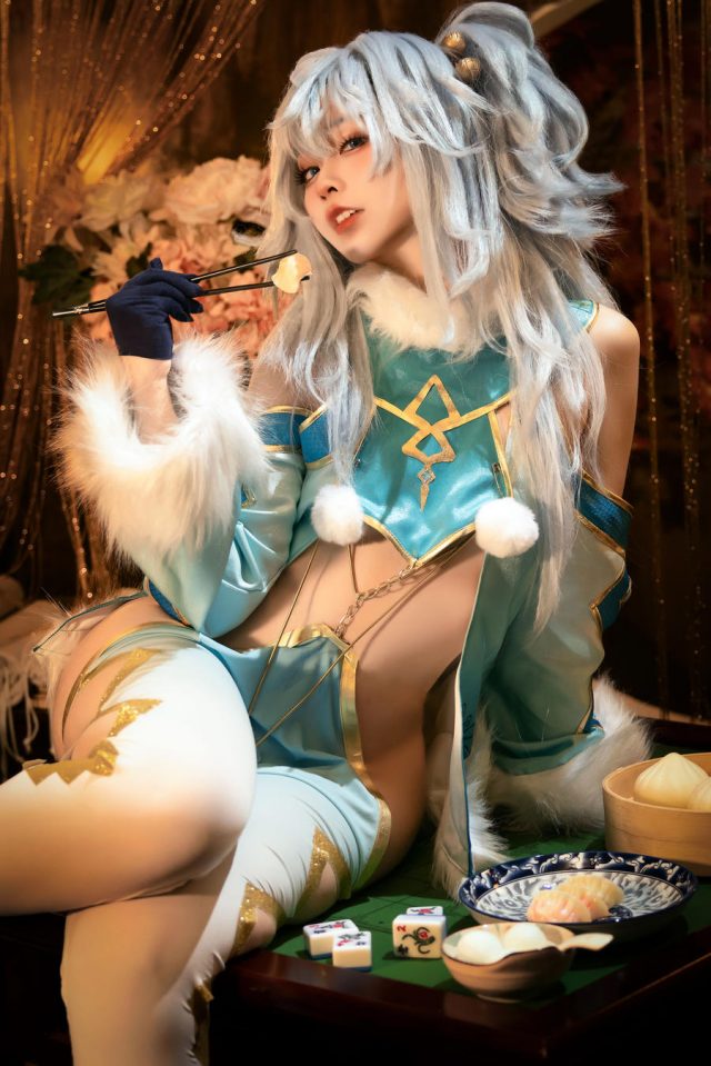 游戏角色走出屏幕,G44不会受伤完美cos《少女前线》芙洛伦 游戏角色走出屏幕,G44不会受伤完美cos《少女前线》芙洛伦