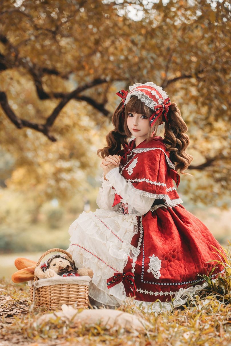 蠢沫沫小红帽COSPLAY:蠢沫沫演绎经典童话的独特魅力 蠢沫沫小红帽COSPLAY:蠢沫沫演绎经典童话的独特魅力