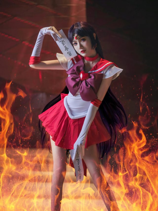 可爱与御姐范儿并存:探索coser一米八的大梨子的魅力 可爱与御姐范儿并存:探索coser一米八的大梨子的魅力