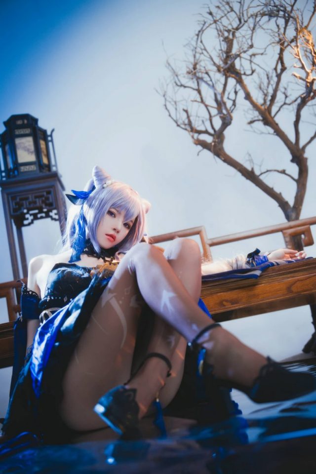桜桃喵带你玩转原神COSPLAY：完美演绎刻晴的冷酷与性感