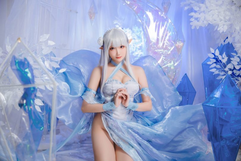 瓜希酱cos爱蜜莉雅 | 瓜希酱_爱蜜莉雅·水晶礼服cos作品 [28P-144MB]