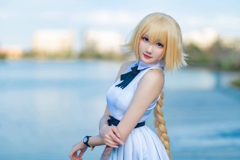 瓜希酱cos贞德 | 瓜希酱_FGO·三周年白裙贞德cos作品 [25P-113MB]