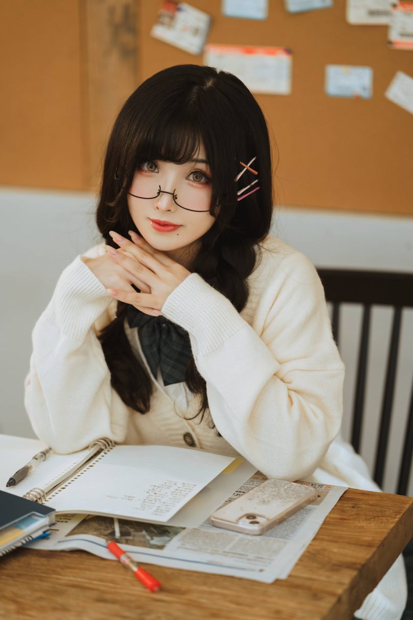 肉扣热热子cos作品 | rioko凉凉子_关于青梅竹马是痴女cos图包 [94P5V-1.32GB]