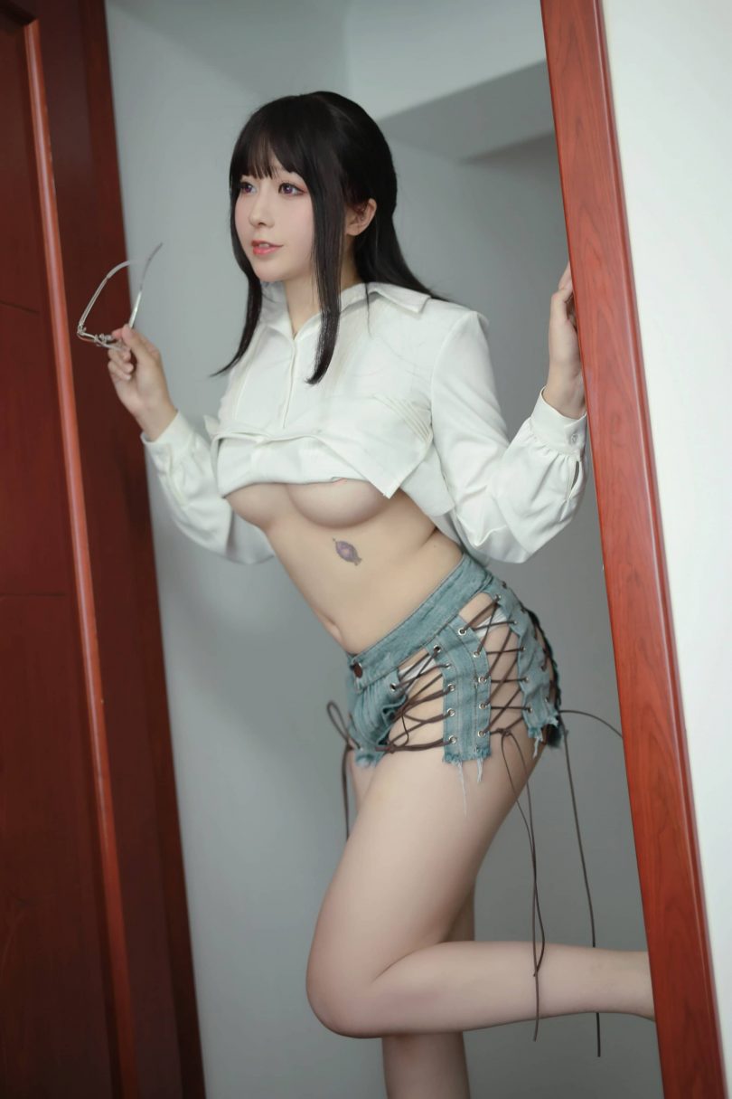 小容仔咕咕咕w_OL cos系列 | 小容仔咕咕咕w_OL·创口贴cos作品 [36P1V-320MB]