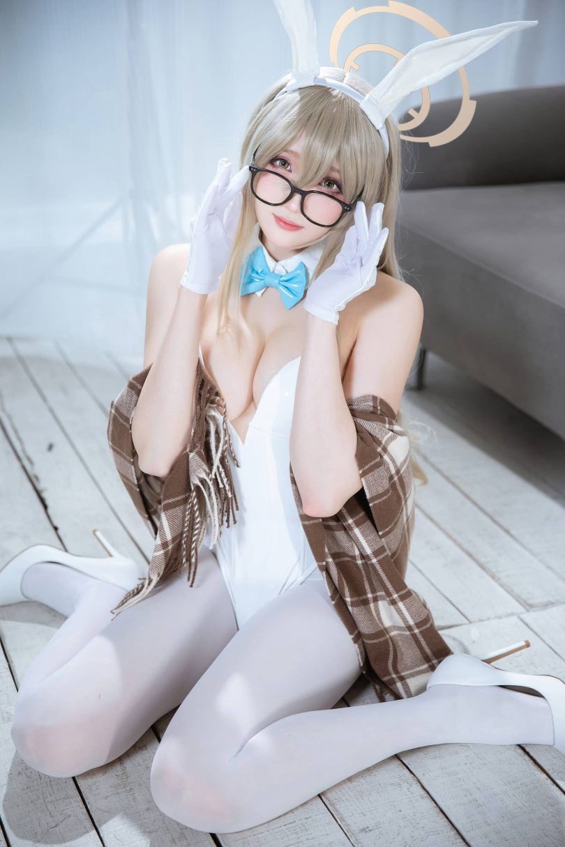 瓜希酱cos BA兔兔 | 瓜希酱&#038;Momoko葵葵_双人本·BA兔兔cos [93P-279MB]