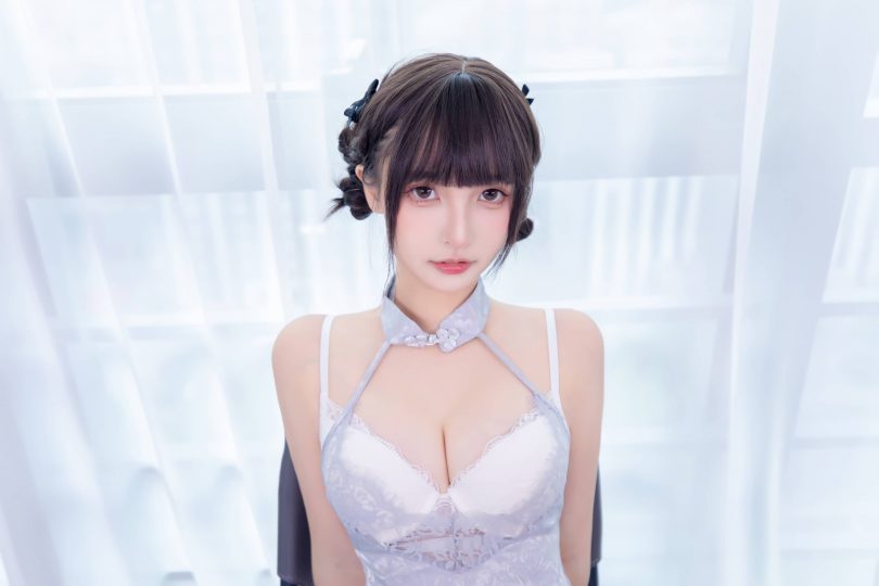 神楽坂真冬_雪糕小姐 cos | 神楽坂真冬_雪糕小姐·吊带裙cos作品 [75P-185MB]