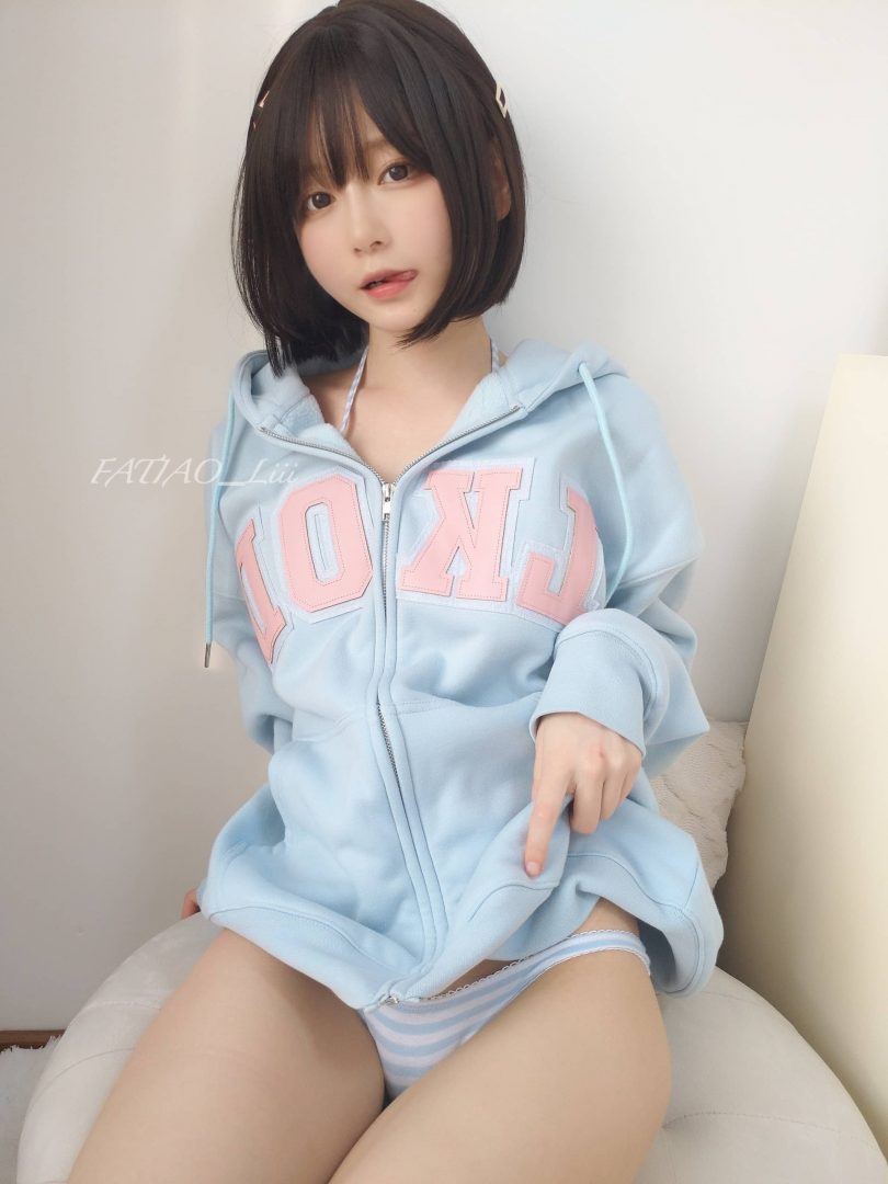 迷之呆梨_Fantia cos系列 | 迷之呆梨_Fantia·2022年12月订阅cos合集 [167P6V-428MB]