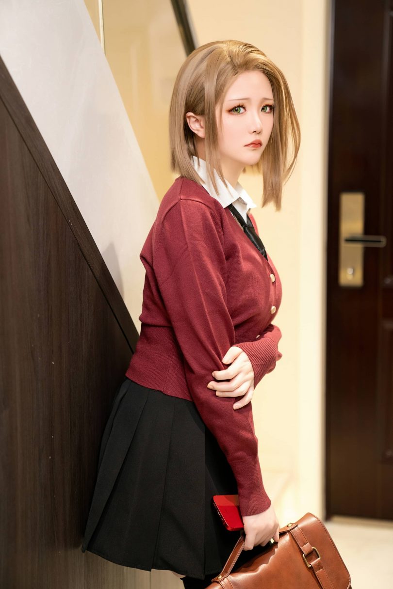 星之迟迟cos_原创 | 星之迟迟_原创·同级生的夜间工作cos [165P1V-3.25GB]