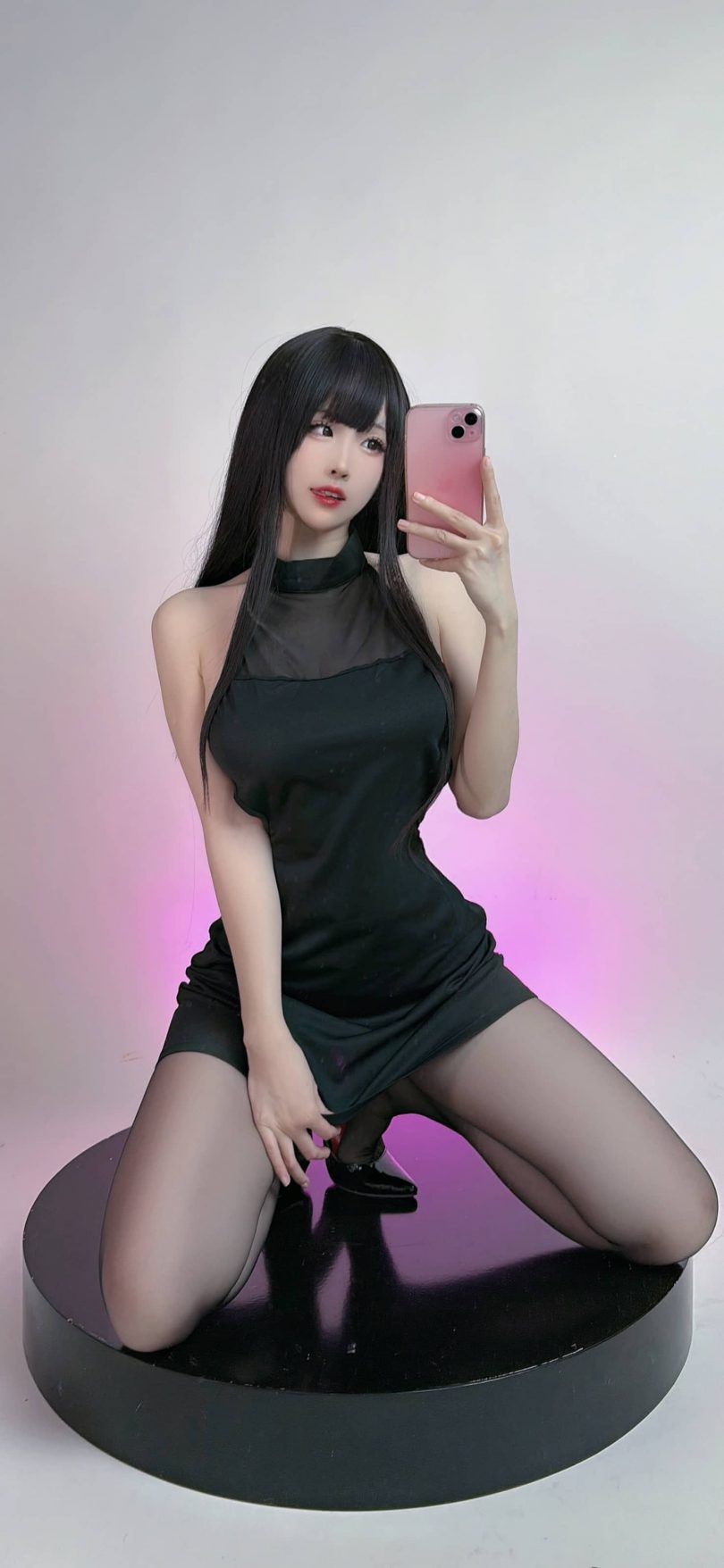 miko酱ww cos_自拍 | miko酱ww_包臀裙+黑色丝袜cos [12P-81MB]