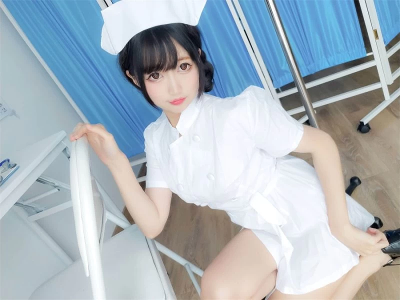 Nagisa魔物喵：从coser新星到低谷，她的故事值得深思
