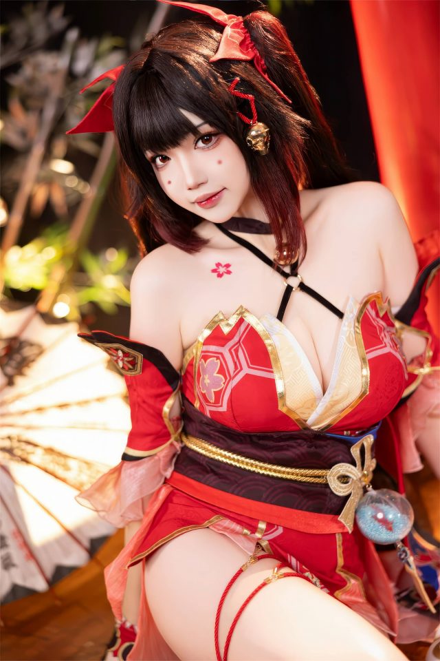 火绚丽于幻：雪晴Astra的《崩坏：星穹铁道》花火cosplay解析