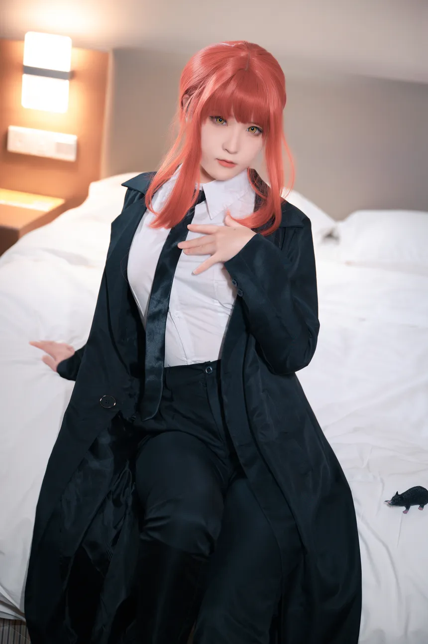 Quan冉有点饿-玛奇玛,展现了与生俱来的威严与诱惑