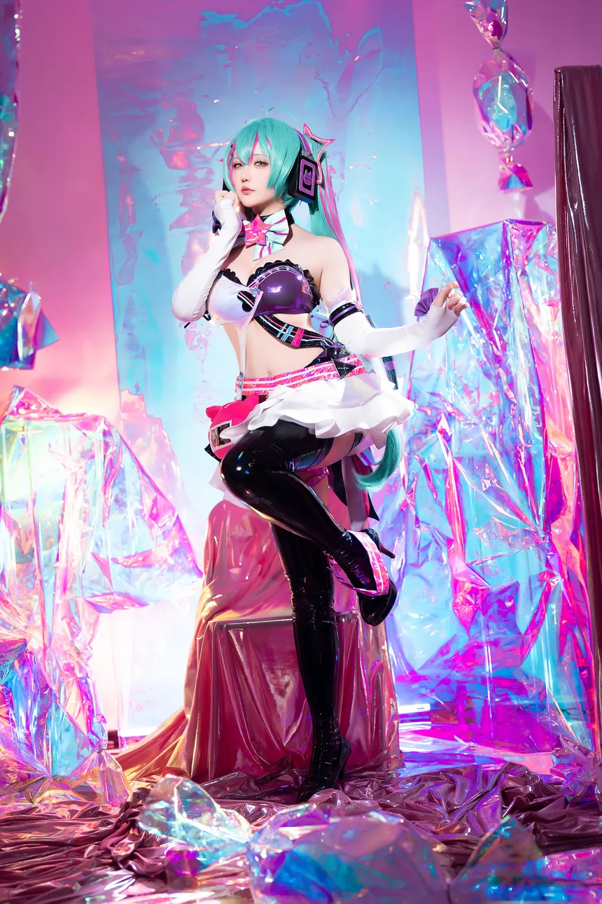 星之迟迟-24年7月计划B-Miku初音未来-喵斯快跑 -Cos作品及个人资料介绍