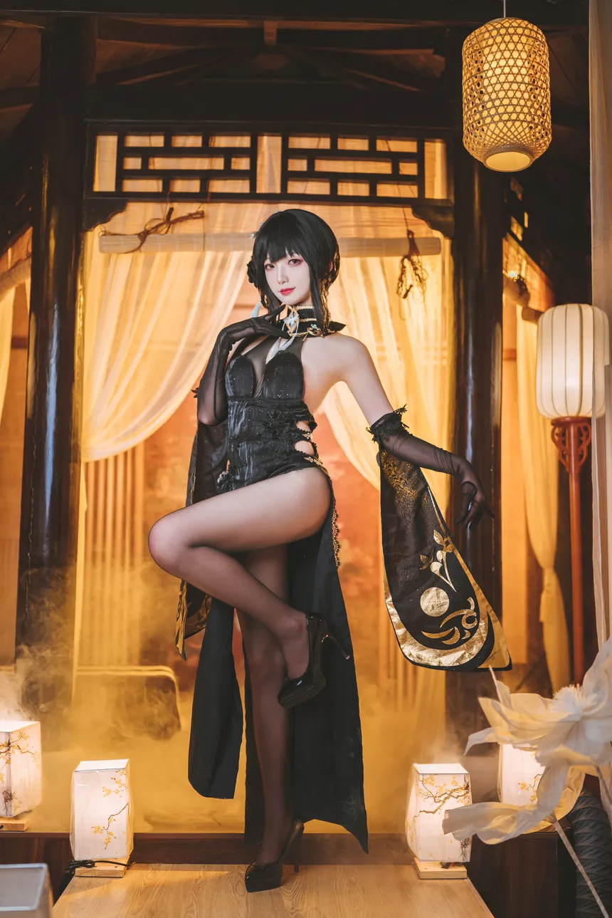 封疆疆v-碧蓝航线-镇海旗袍-Cos作品及个人资料介绍