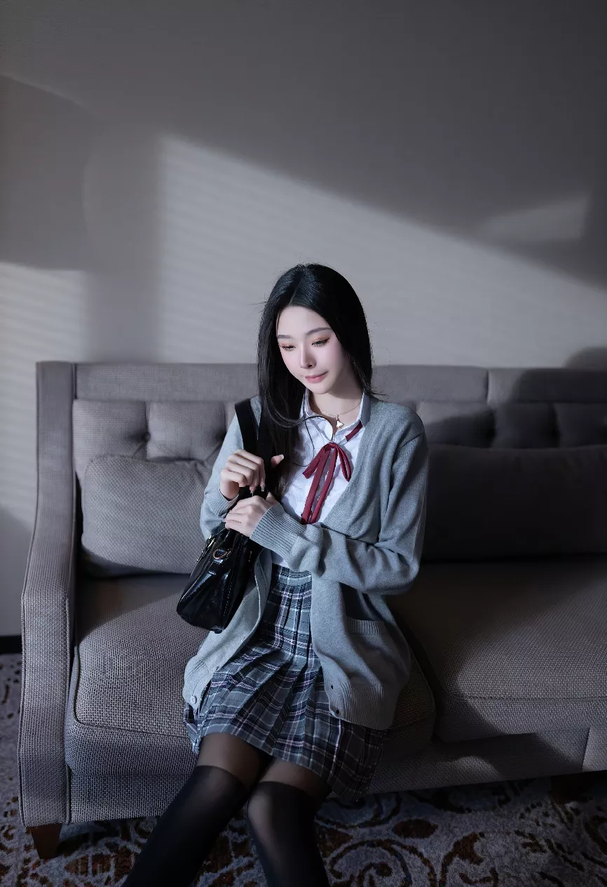 美图欣赏丨XiuRen小逗逗 NO.7809[77+1P／805MB]