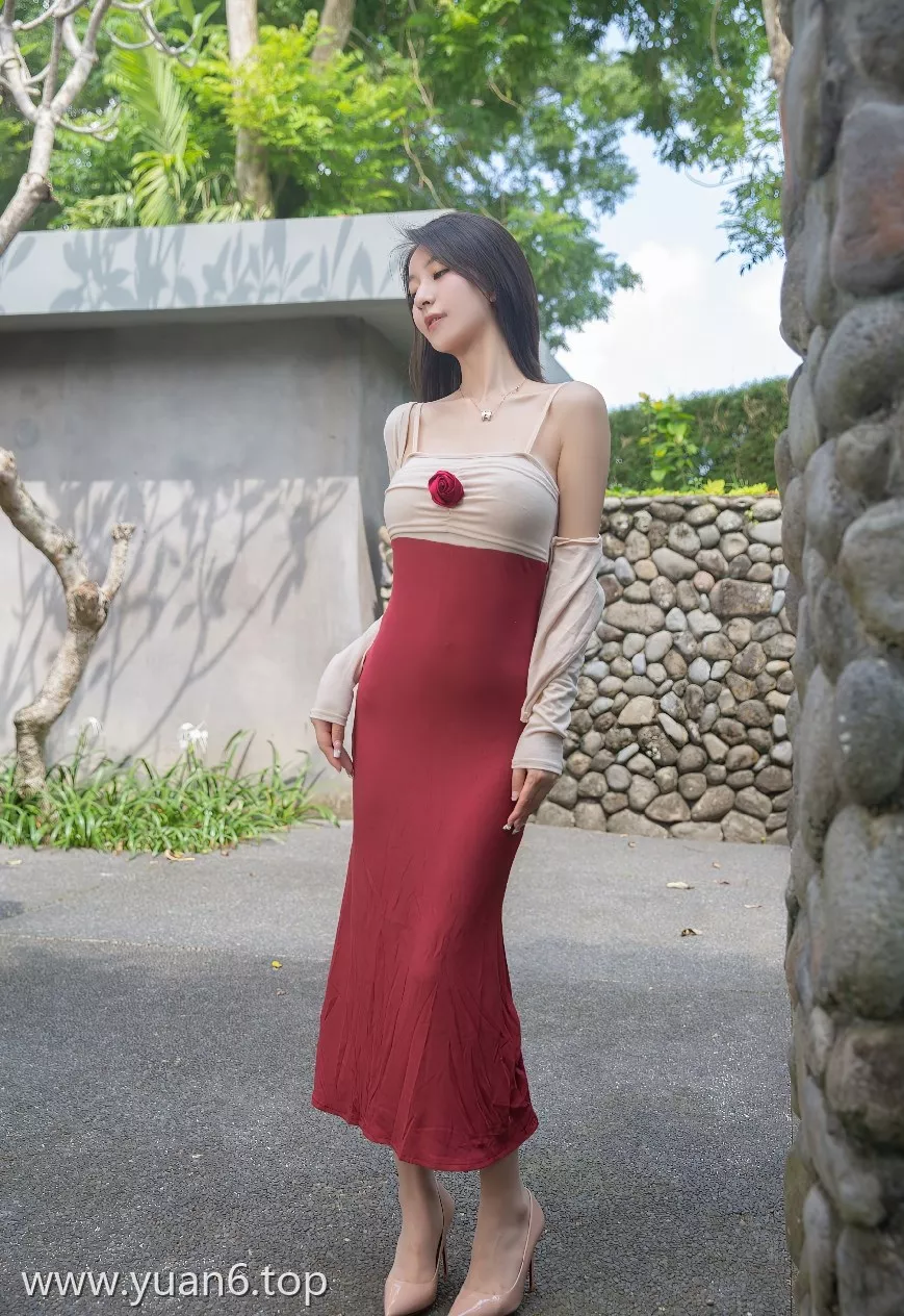 美图欣赏丨XiuRen熊小诺 NO.7497[76+1P／701MB]
