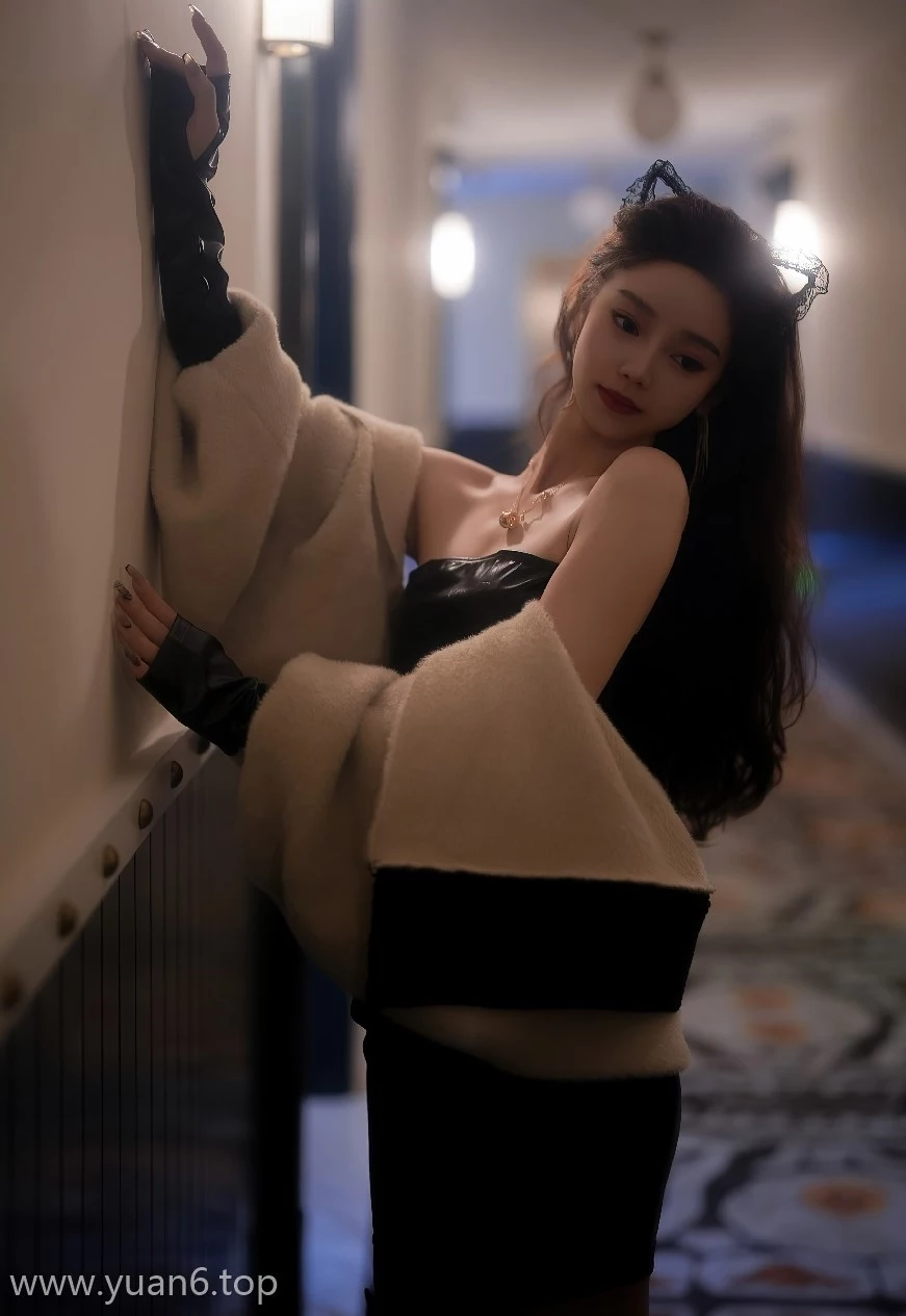美图欣赏丨XiuRen苏曼兮 NO.8049[64+1P／577MB]