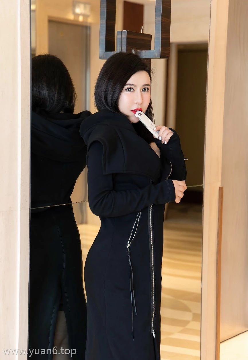 美图欣赏丨XiuRen伊诺 NO.4844[53+1P／523MB]