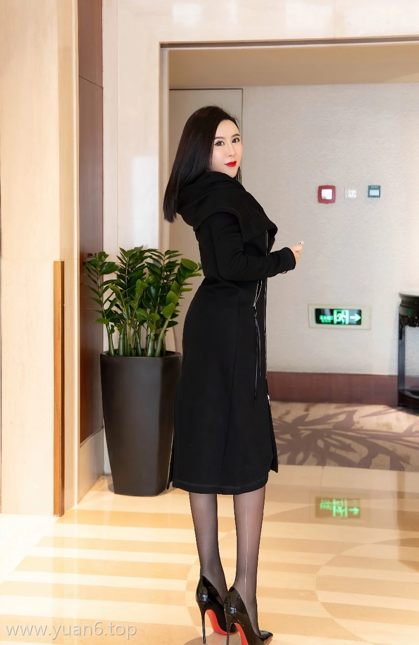 美图欣赏丨XiuRen伊诺 NO.4844[53+1P／523MB]